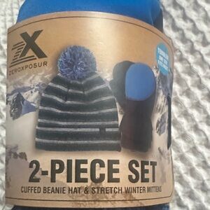 Brand new. ToddlerZeroXposur Striped Beanie hat and Mittens Set msrp. $45.00